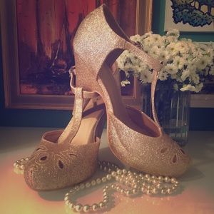 Graham Street Shoe Co Glitter Heel